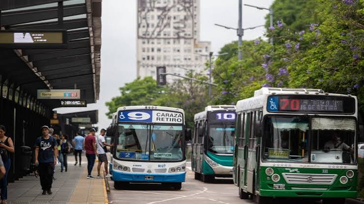 Qué colectivos tomar para reemplazar el subte de Buenos Aires si hay cortes